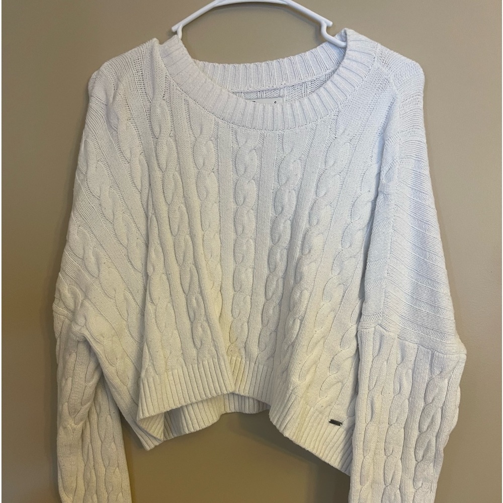 Hollistwr Cable Knit Sweater  - Small